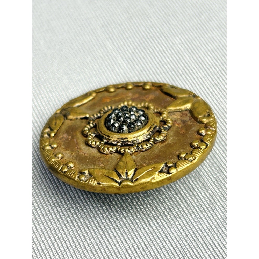 Vintage Leaf Design Large Metal Marcasite Style Buttons Set Of 2 READ - Picture 10 of 14